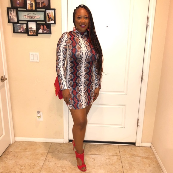 Meet Your Posher - Picture 6 of 6